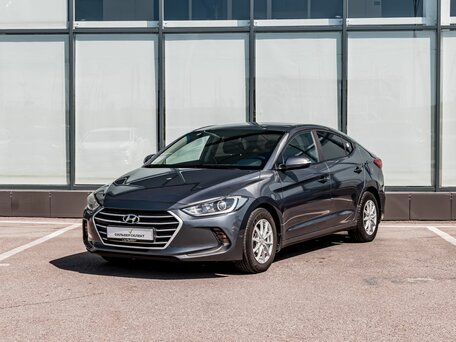 Hyundai Elantra VI (AD)
