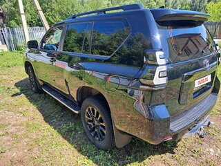 2021 Toyota Land Cruiser Prado 150 Series Рестайлинг 3, чёрный, 6200000 рублей, вид 5