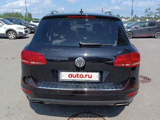 2011 Volkswagen Touareg II, чёрный, 1770000 рублей, вид 5
