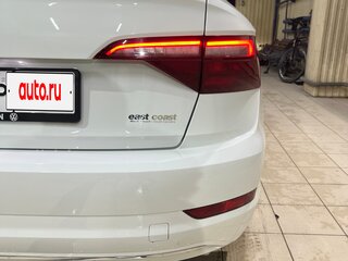 2020 Volkswagen Jetta 6-speed VII, белый, 2050000 рублей, вид 2