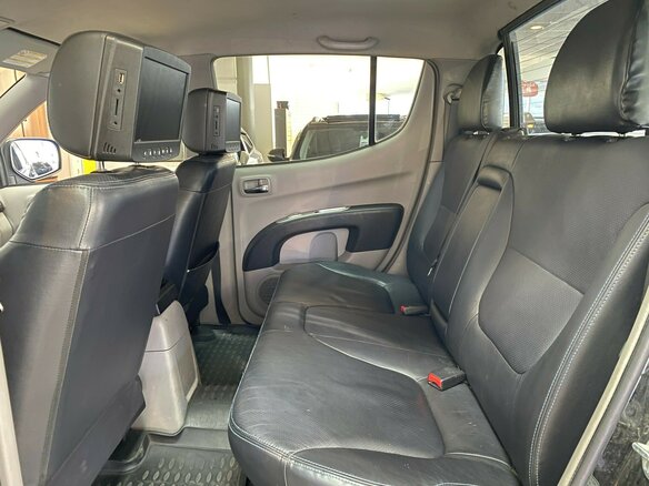 2008 Mitsubishi L200 IV, чёрный - вид 12