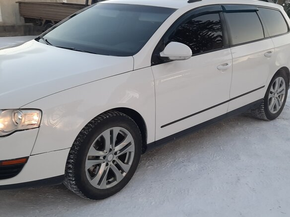 2009 Volkswagen Passat B6, белый, 750000 рублей - вид 1