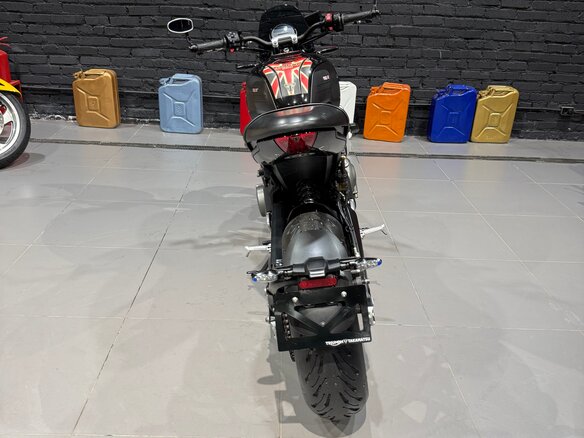 2021 Triumph Trident 660, чёрный, 785000 рублей - вид 18