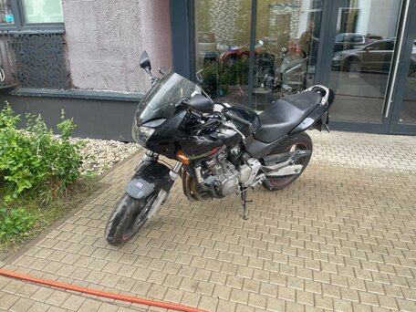 2001 Honda CB 600F Hornet, чёрный, 350000 рублей, вид 2