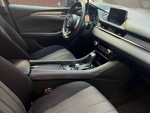 2020 Mazda 6 III (GJ) Рестайлинг 2, красный, 2850000 рублей - вид 10