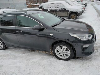 2021 Kia Ceed III, чёрный, 2178000 рублей, вид 5