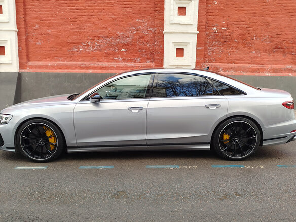 2022 Audi S8 IV (D5) Рестайлинг, серый, 18000000 рублей - вид 4