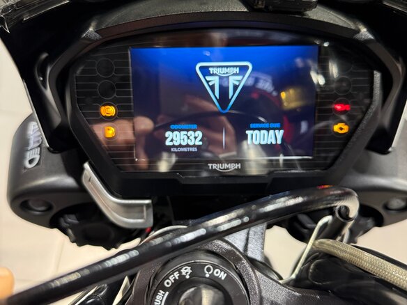 2019 Triumph Street Triple, чёрный, 755000 рублей - вид 11