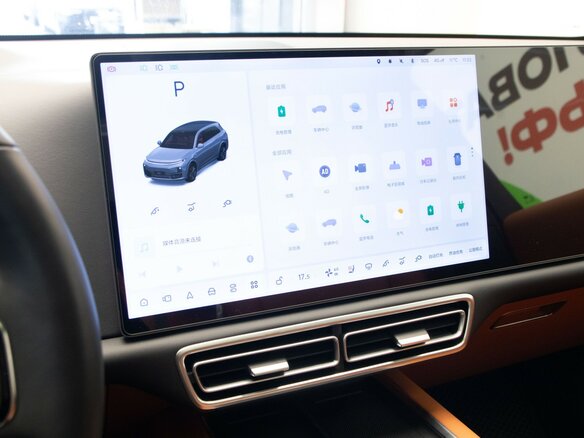 2025 Li Auto (Lixiang) L7 52.3 kWh I Рестайлинг, серый, 7719000 рублей - вид 18
