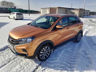 2018 Lada (ВАЗ) XRAY I, золотистый, 1400000 рублей, вид 2