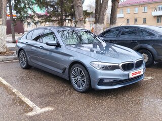 2017 BMW 5 серии 520d xDrive VII (G30/G31/G38), серый, 3200000 рублей, вид 3