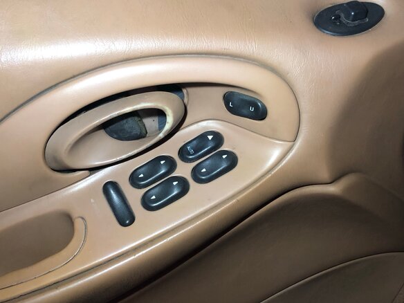1996 Ford Taurus III, золотистый, 450000 рублей - вид 15