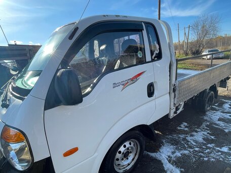 2010 Kia Bongo, белый, 1250000 рублей, вид 4