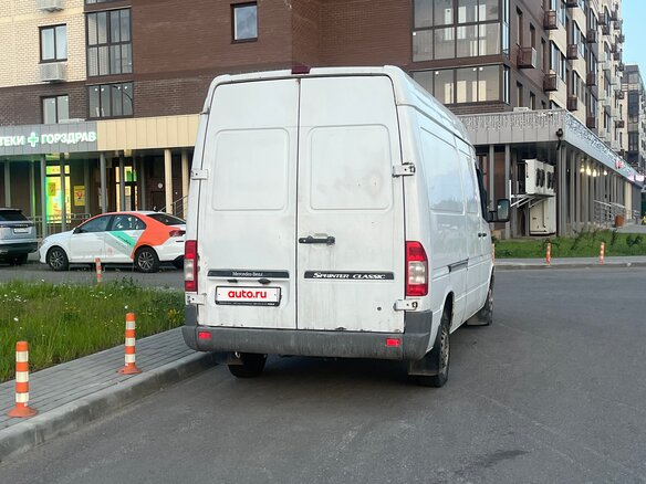 2015 Mercedes-Benz Sprinter Classic, белый, 770000 рублей - вид 2