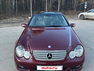 2004 Mercedes-Benz C-Класс 230 II (W203) Рестайлинг, красный, 800000 рублей, вид 5