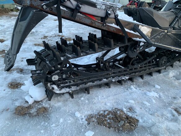 2012 Arctic Cat M-Series, чёрный, 650000 рублей - вид 12