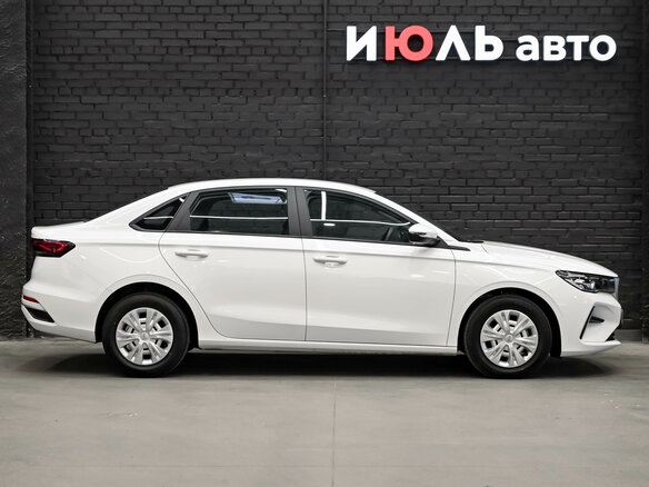 2024 Geely Emgrand II, белый, 1850000 рублей - вид 9