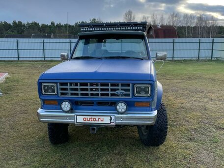 1985 Ford Bronco-II, синий, 2650000 рублей, вид 3