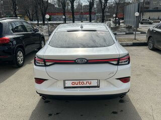 2021 JAC J7 I, белый, 1000000 рублей, вид 4