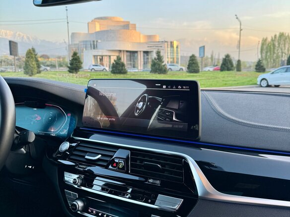 2022 BMW 5 серии 530i VII (G30/G31/G38) Рестайлинг, серый, 7299000 рублей - вид 15