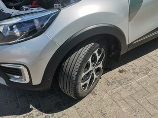 2018 Renault Kaptur I, серый, 1690000 рублей, вид 3