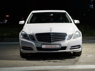 2011 Mercedes-Benz E-Класс 200 7G-Tronic IV (W212, S212, C207), белый, 1890000 рублей, вид 2