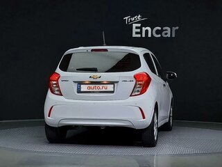 2021 Chevrolet Spark IV Рестайлинг, белый, 1050000 рублей, вид 4