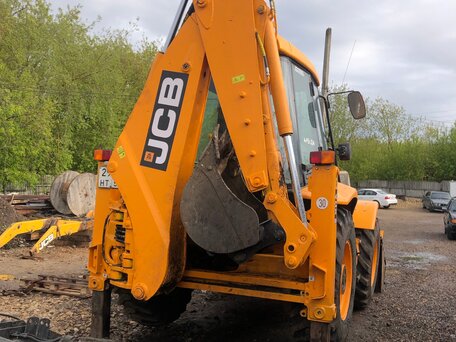 2000 JCB 4CX, 6100000 рублей, вид 4
