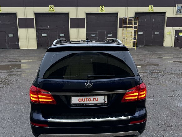 2013 Mercedes-Benz GL-Класс 350 II (X166), синий, 2700000 рублей - вид 4
