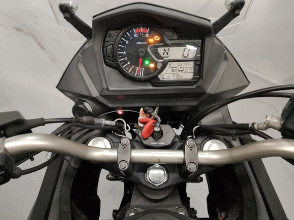 2018 Suzuki V-Strom DL 650, чёрный, 700000 рублей - вид 4