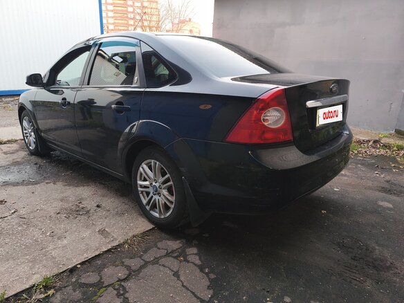 2008 Ford Focus II Рестайлинг, чёрный, 500000 рублей - вид 4