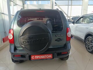 2011 Chevrolet Niva I Рестайлинг, зелёный, 419000 рублей, вид 5