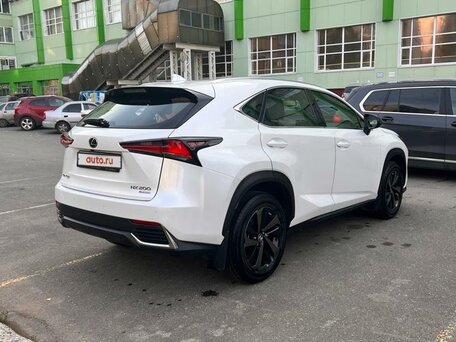 2021 Lexus NX 200 I Рестайлинг, белый, 3300000 рублей, вид 4
