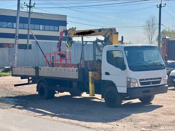 2012 Fuso (Mitsubishi) Canter, белый, 3300000 рублей - вид 2