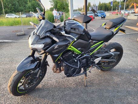 2022 Kawasaki Z 900, чёрный, 855000 рублей, вид 5