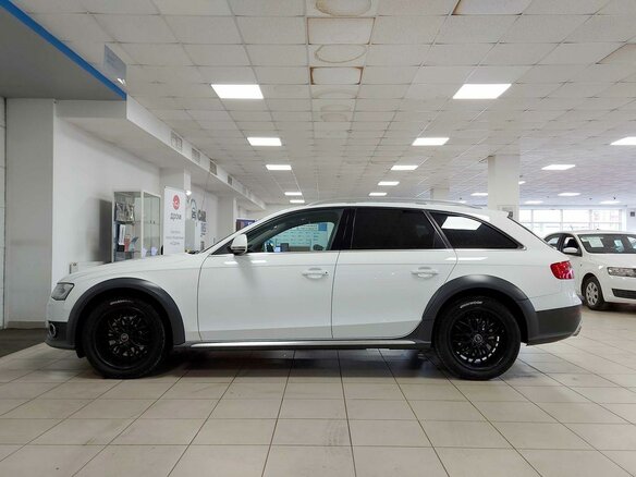 2012 Audi A4 allroad IV (B8) Рестайлинг, белый - вид 4
