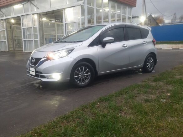 2017 Nissan Note II Рестайлинг, серый, 1200000 рублей - вид 1