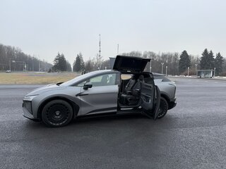 2022 HiPhi X, серый, 8000000 рублей, вид 5