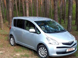 2007 Toyota Ractis I, серебристый, 750000 рублей, вид 5