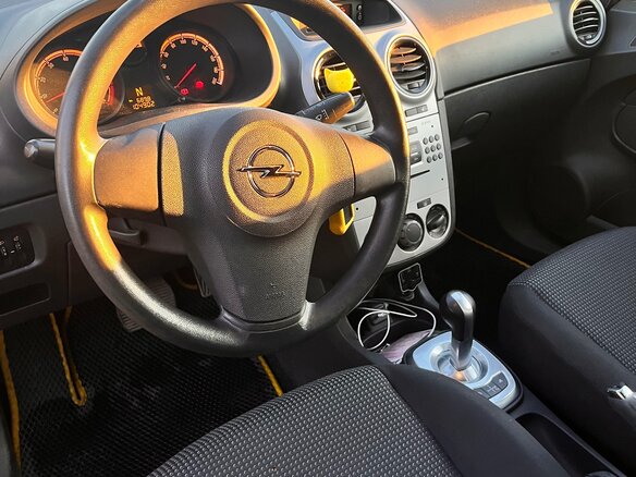2012 Opel Corsa D Рестайлинг II, жёлтый, 650000 рублей - вид 4