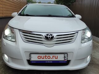 2011 Toyota Avensis III Рестайлинг, белый, 1499000 рублей, вид 1