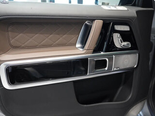 2026 Mercedes-Benz G-Класс AMG 63 AMG II (W465) Рестайлинг, серебристый, 29900000 рублей, вид 5