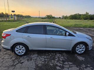 2011 Ford Focus III, серебристый, 620000 рублей, вид 4