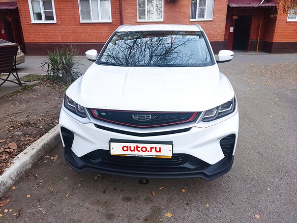 2023 Geely Coolray I, белый, 1800000 рублей