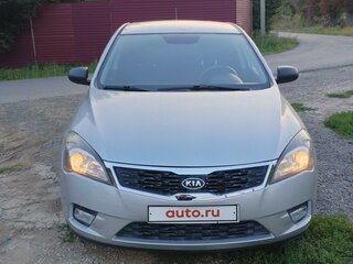 2012 Kia Ceed I Рестайлинг, серебристый, 917000 рублей, вид 1