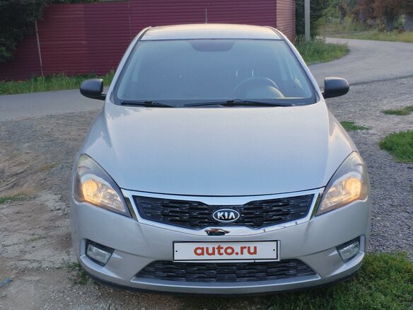 2012 Kia Ceed I Рестайлинг, серебристый, 917000 рублей