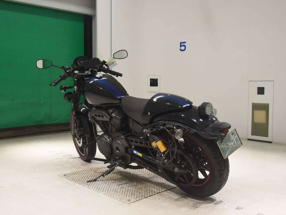 2017 Yamaha XV950 Bolt, чёрный - вид 5