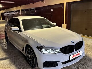 2018 BMW 5 серии 530i xDrive VII (G30/G31/G38), белый, 5000000 рублей, вид 1