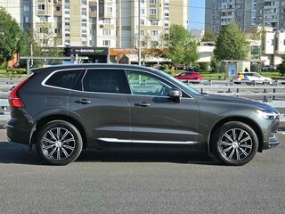 2017 Volvo XC60 II, серый, 4500000 рублей, вид 2