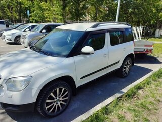 2012 Skoda Yeti I, белый, 900000 рублей, вид 4